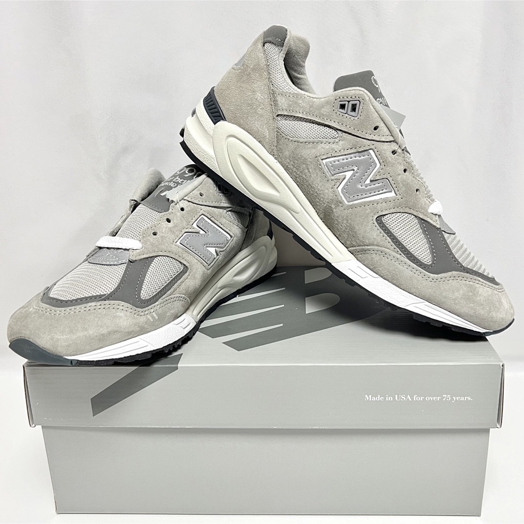 New Balance(ニューバランス)の30cm 新品 USA製 ニューバランス 990 V2 スニーカー グレー メンズの靴/シューズ(スニーカー)の商品写真