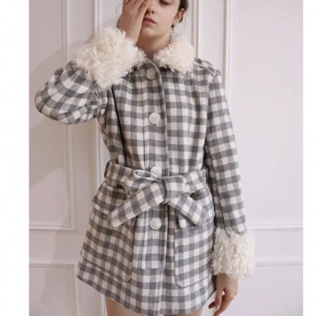 epine poodle fur coat gray check