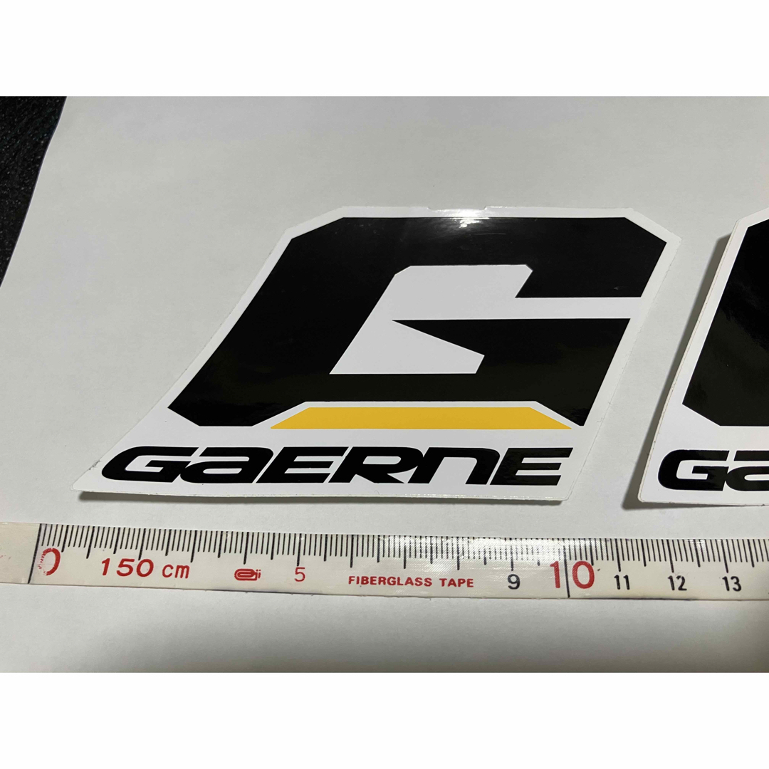 GAERNE(ガエルネ)のガエルネ　ステッカー　2枚 自動車/バイクのバイク(ステッカー)の商品写真