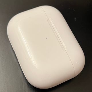 アップル(Apple)のAirPods 充電器のみ　中古(ヘッドフォン/イヤフォン)