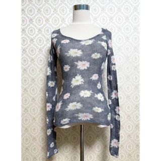 ホリスター(Hollister)のHollister ホリスター グレー花柄ニット 長袖 アバクロンビー&フィッチ(ニット/セーター)