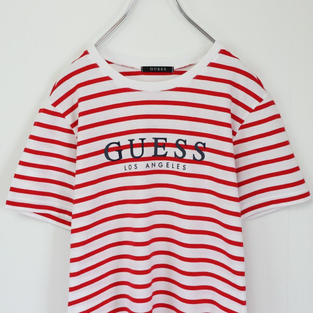 GUESS(ゲス)の【ボーダー柄】ゲス／ボーダーTシャツ　美品　デカロゴ　赤×白　Mサイズ　アメカジ メンズのトップス(Tシャツ/カットソー(半袖/袖なし))の商品写真