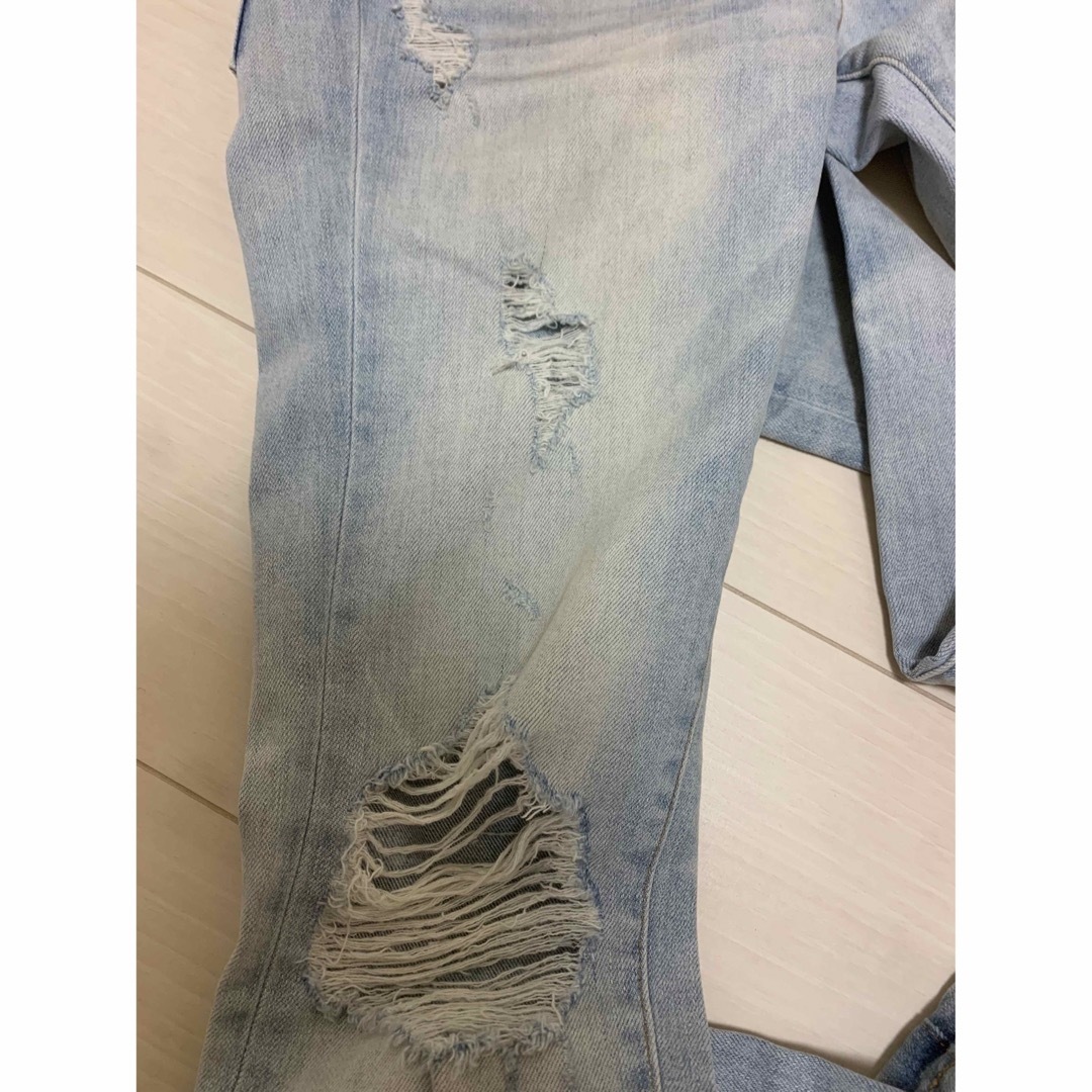 AMIRI(アミリ)のamiri thrasher jeans ダメージスキニー メンズのパンツ(デニム/ジーンズ)の商品写真