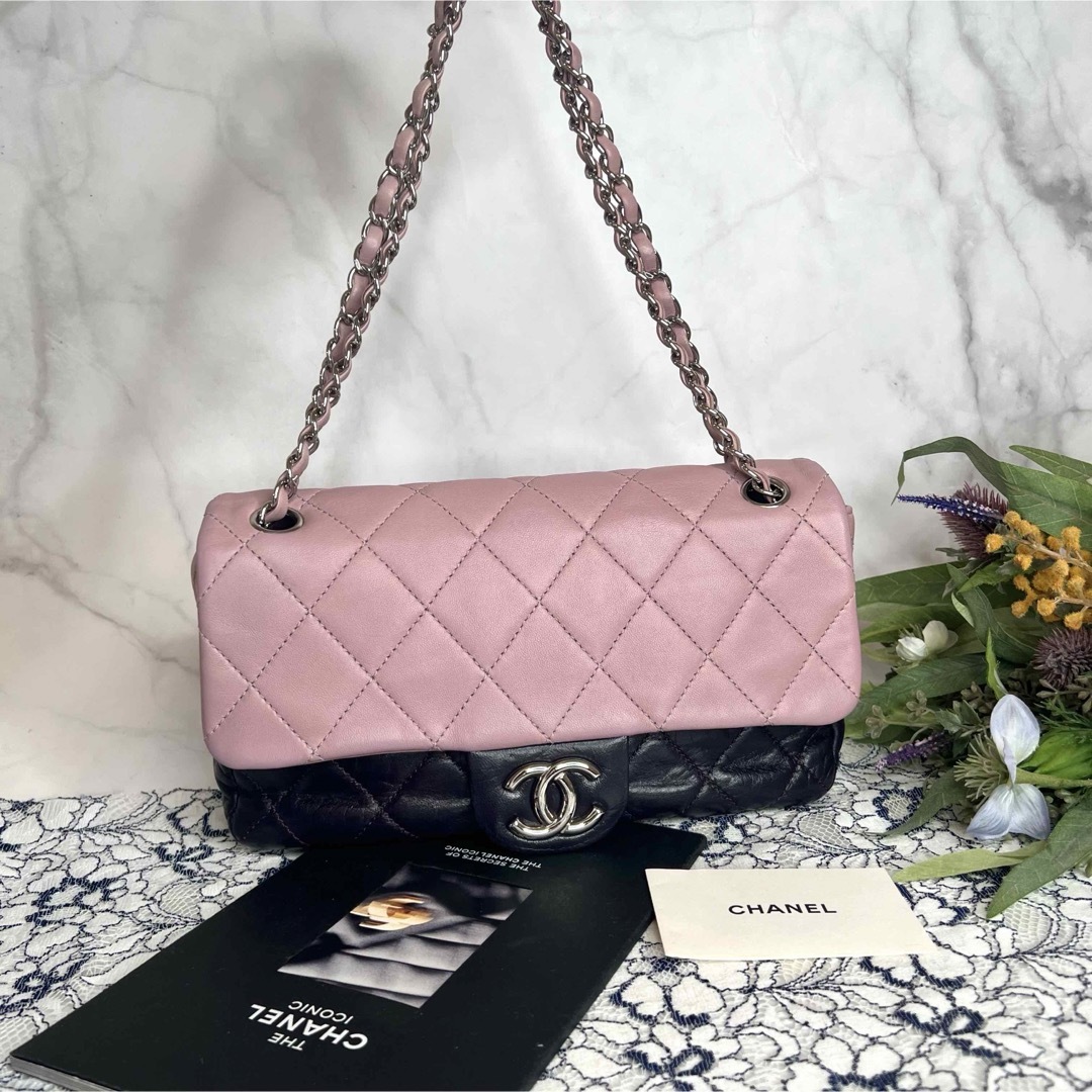 CHANEL(シャネル)の【な様専用】CHANEL バイカラー マトラッセ チェーンショルダーバッグ レディースのバッグ(ショルダーバッグ)の商品写真