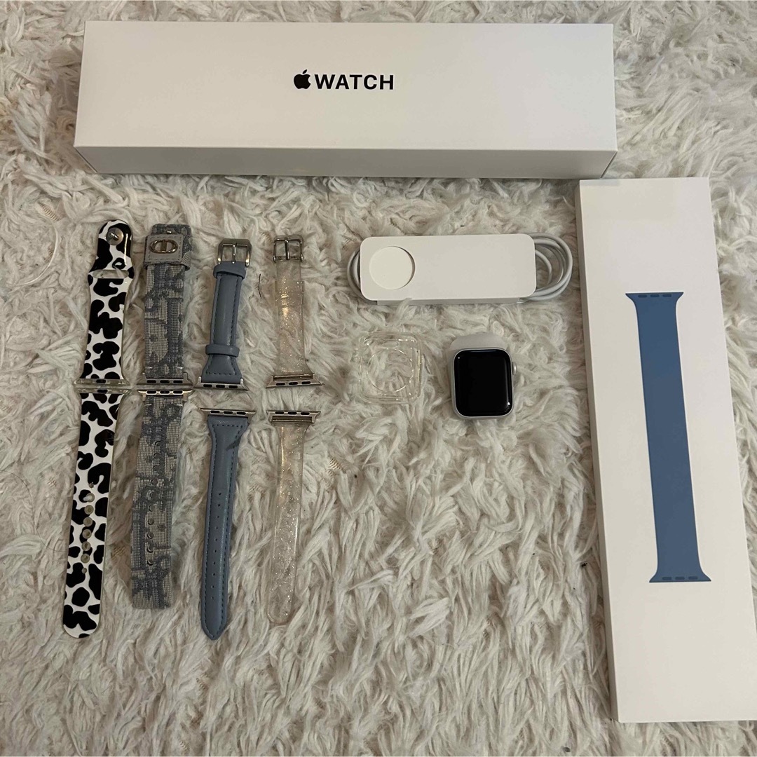 Apple Apple Watch SE(GPSモデル) 40mmシルバーアップルウォッチ