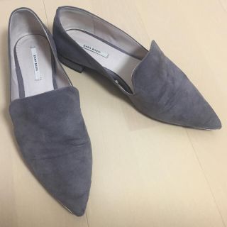 ザラ(ZARA)のZARA ザラ☆フラットシューズ グレージュ/ローファー(バレエシューズ)