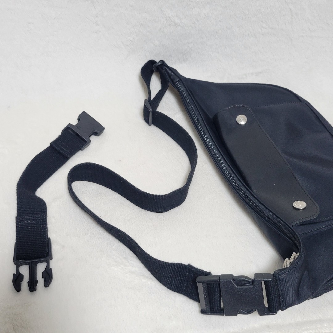 LONGCHAMP ボディバッグ 斜め掛け プリアージュ シルバー金具 ブラック