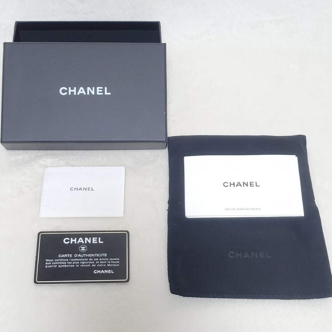 【良品】CHANEL　マトラッセ コインケース ラウンドジップ ラムスキン 黒