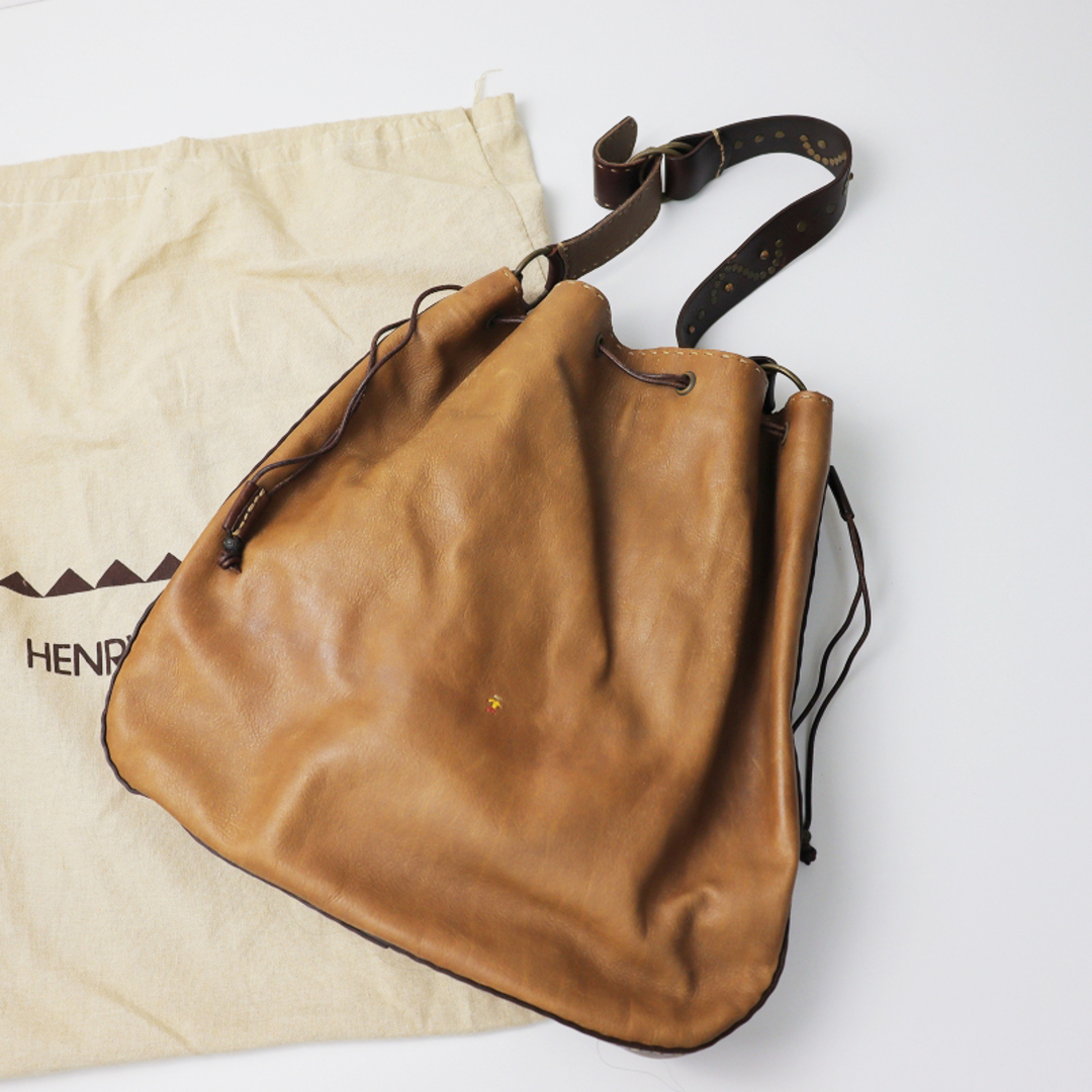エンリーベグリン HENRY BEGUELIN オミノ刺繍入 スタッズ付き