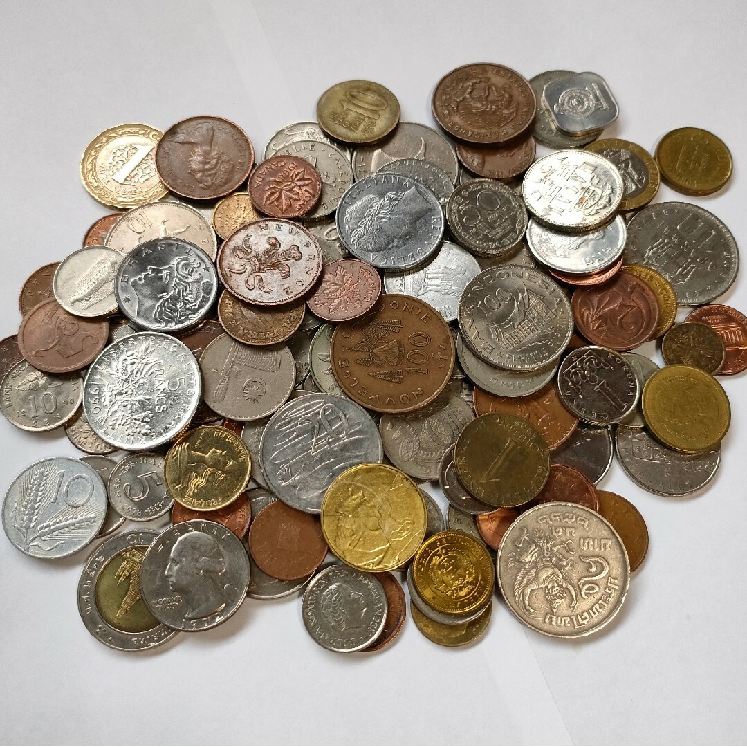 外国コイン まとめ売り 硬貨 貨幣 古銭の通販 by ナイト's shop｜ラクマ