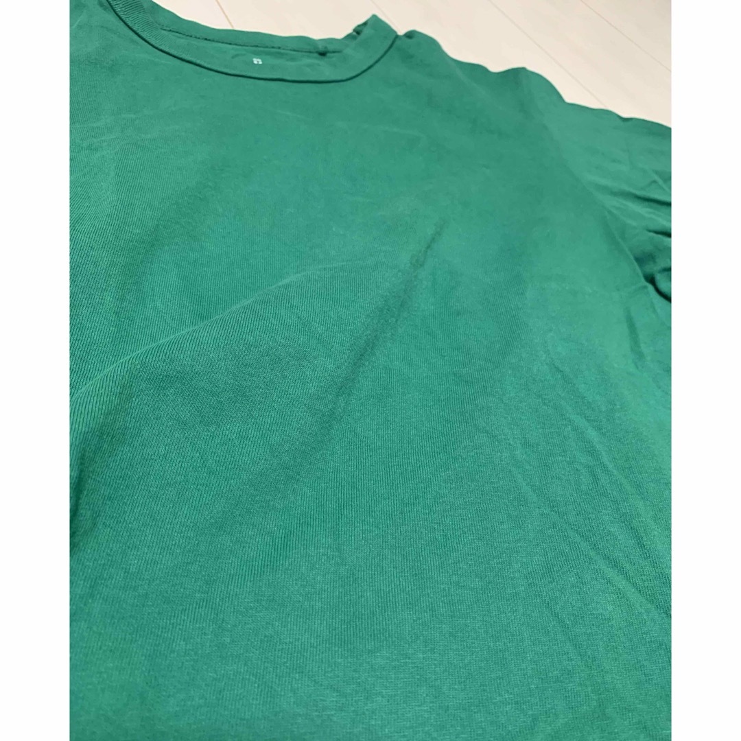 GU(ジーユー)のGU コットンクルーネックTシャツ　緑 メンズのトップス(Tシャツ/カットソー(半袖/袖なし))の商品写真