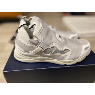 リーボック(Reebok)のリーボック Reebok FURYLITE3.0SHROUD ホワイト 28cm(スニーカー)