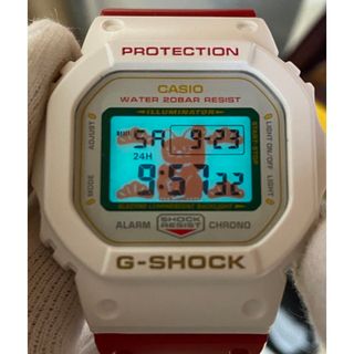 ジーショック(G-SHOCK)のG-SHOCK/限定/バイカラー/DW-5600/招き猫/スピード/箱付/美品(腕時計(デジタル))