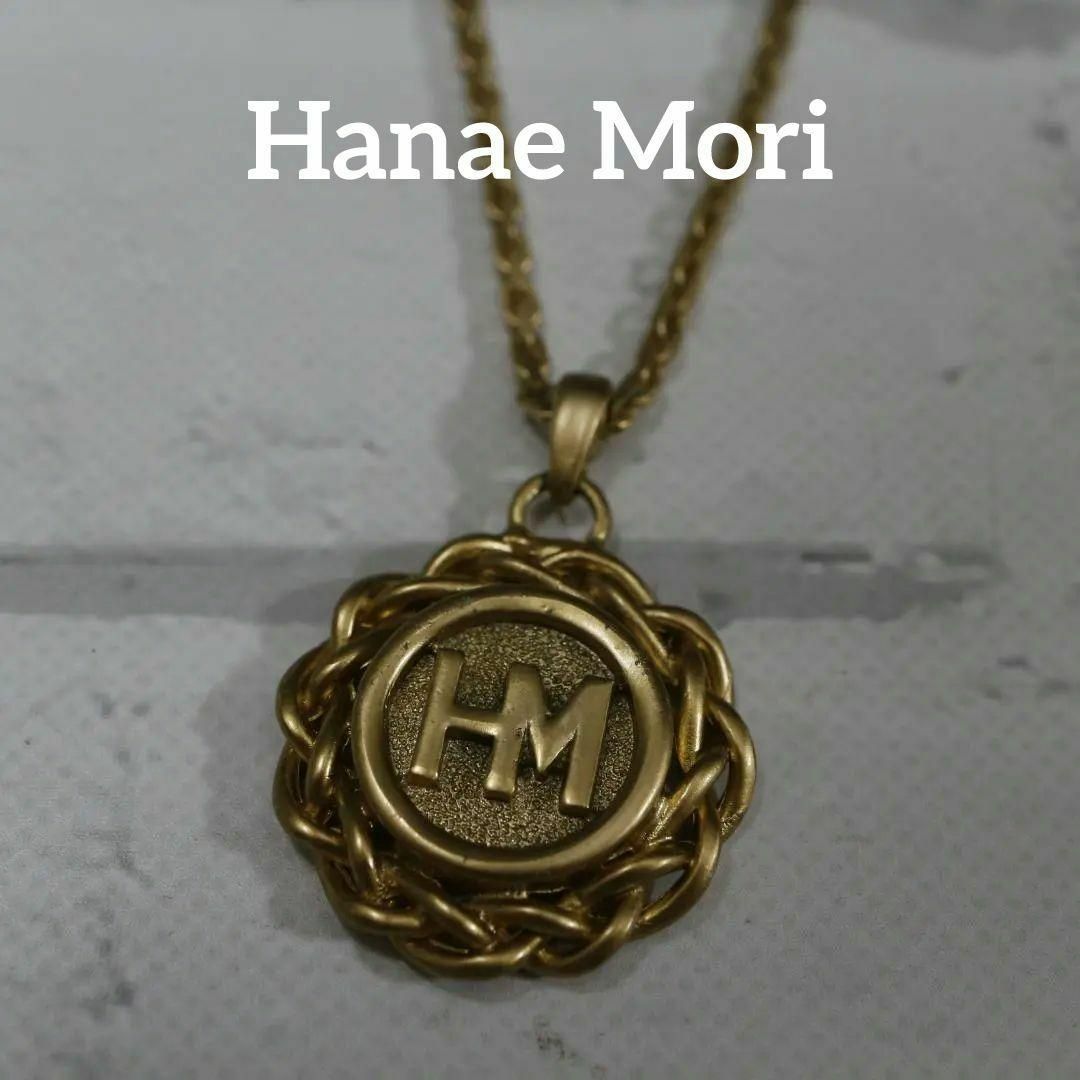 HANAE MORI(ハナエモリ)の【匿名配送】 ハナエモリ ネックレス ゴールド ロゴ ラウンド レディースのアクセサリー(ネックレス)の商品写真