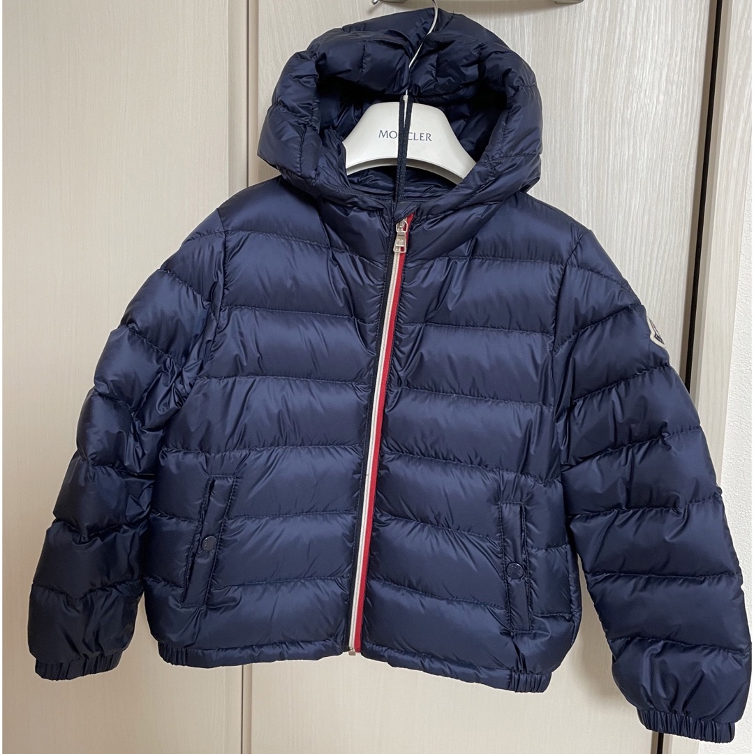 MONCLER(モンクレール)のモンクレール　ライトダウン3A キッズ/ベビー/マタニティのキッズ服男の子用(90cm~)(ジャケット/上着)の商品写真