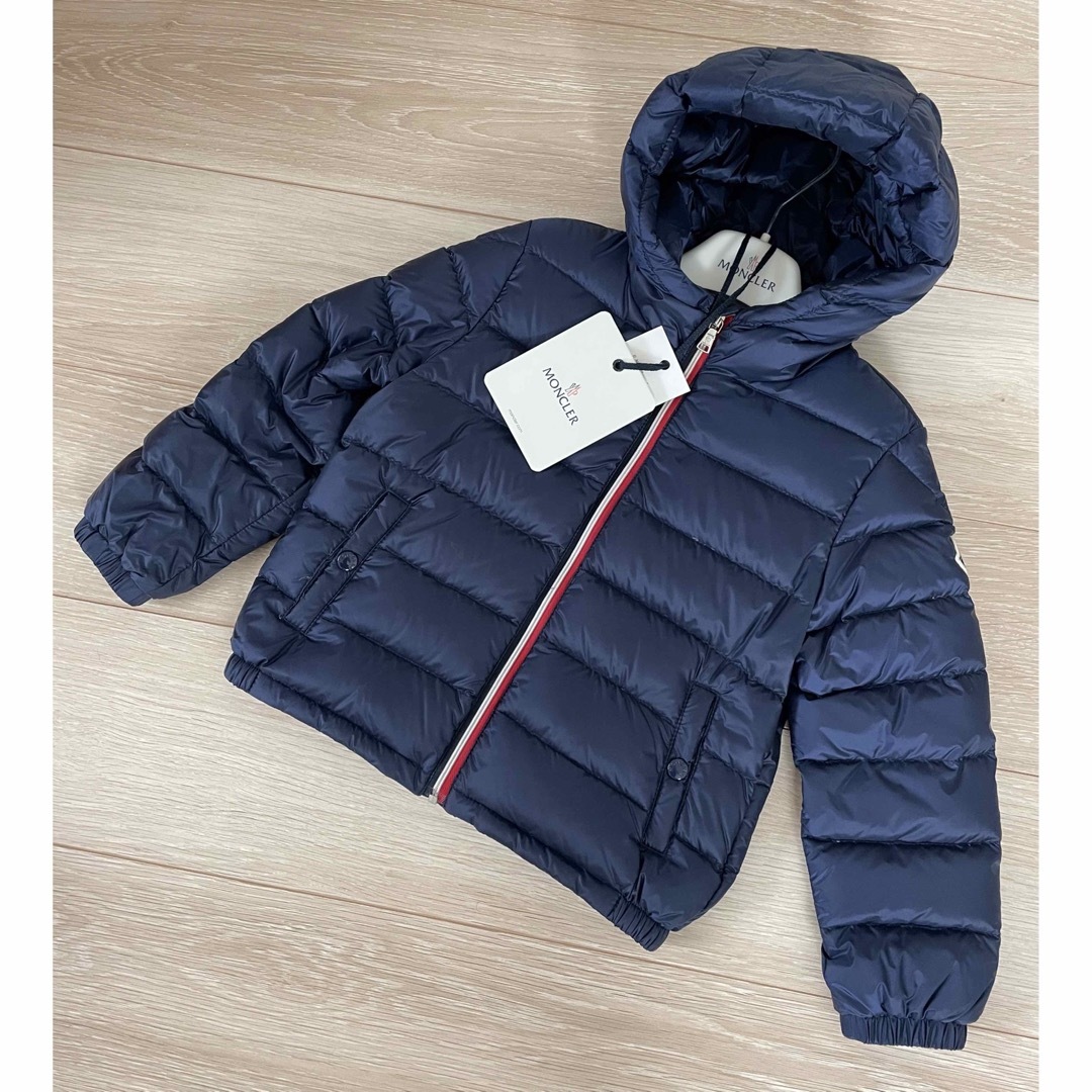 美品　モンクレール　moncler ダウンジャケット　ライトダウン