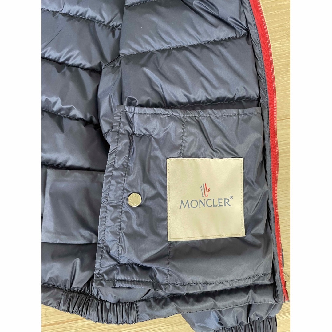 【訳あり】MONCLER ライトダウンジャケット　3A