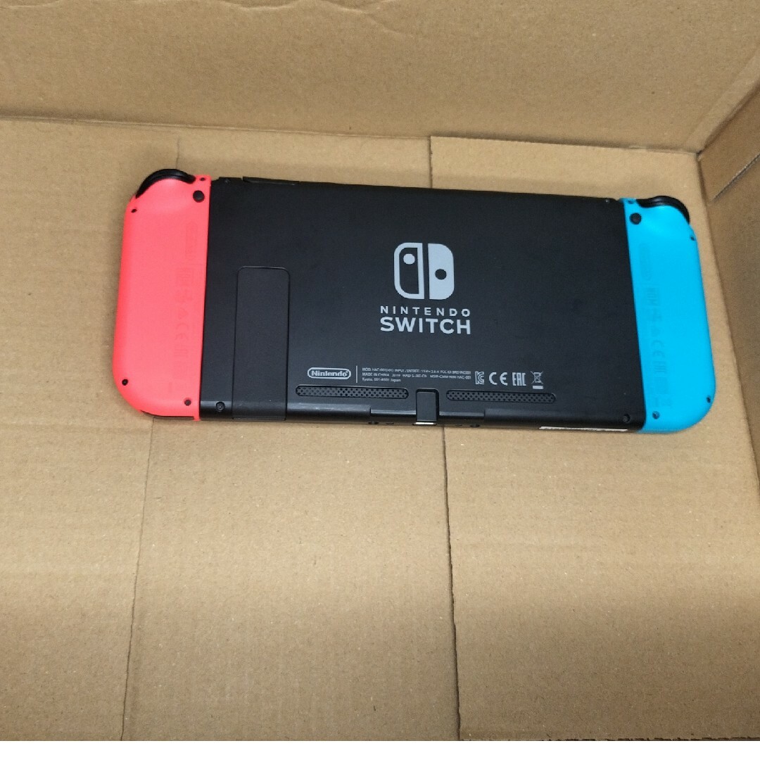 Nintendo Switch(ニンテンドースイッチ)のニンテンドースイッチ　中古美品 エンタメ/ホビーのゲームソフト/ゲーム機本体(家庭用ゲーム機本体)の商品写真