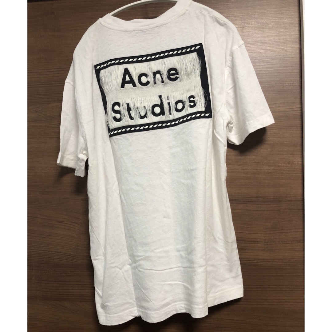 Acne Studios(アクネストゥディオズ)のAcne Studios レディースのトップス(Tシャツ(半袖/袖なし))の商品写真