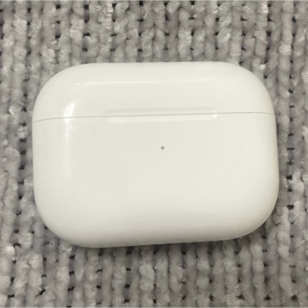 Apple - Apple Airpods pro 第2世代 A2700 ケースのみ