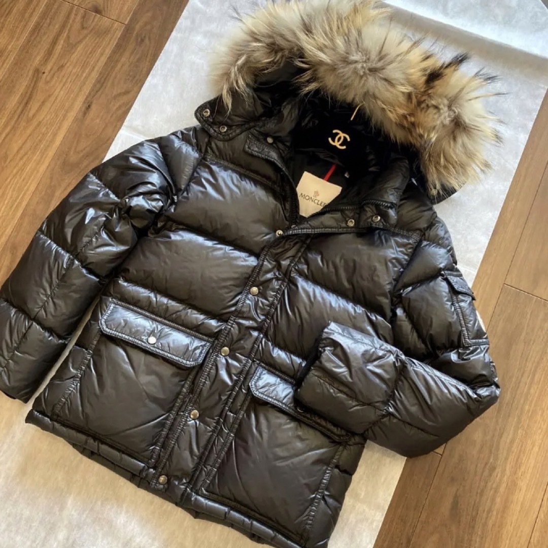 MONCLER - 美品 定番モンクレールダウン リアルファー 人気定番型の ...