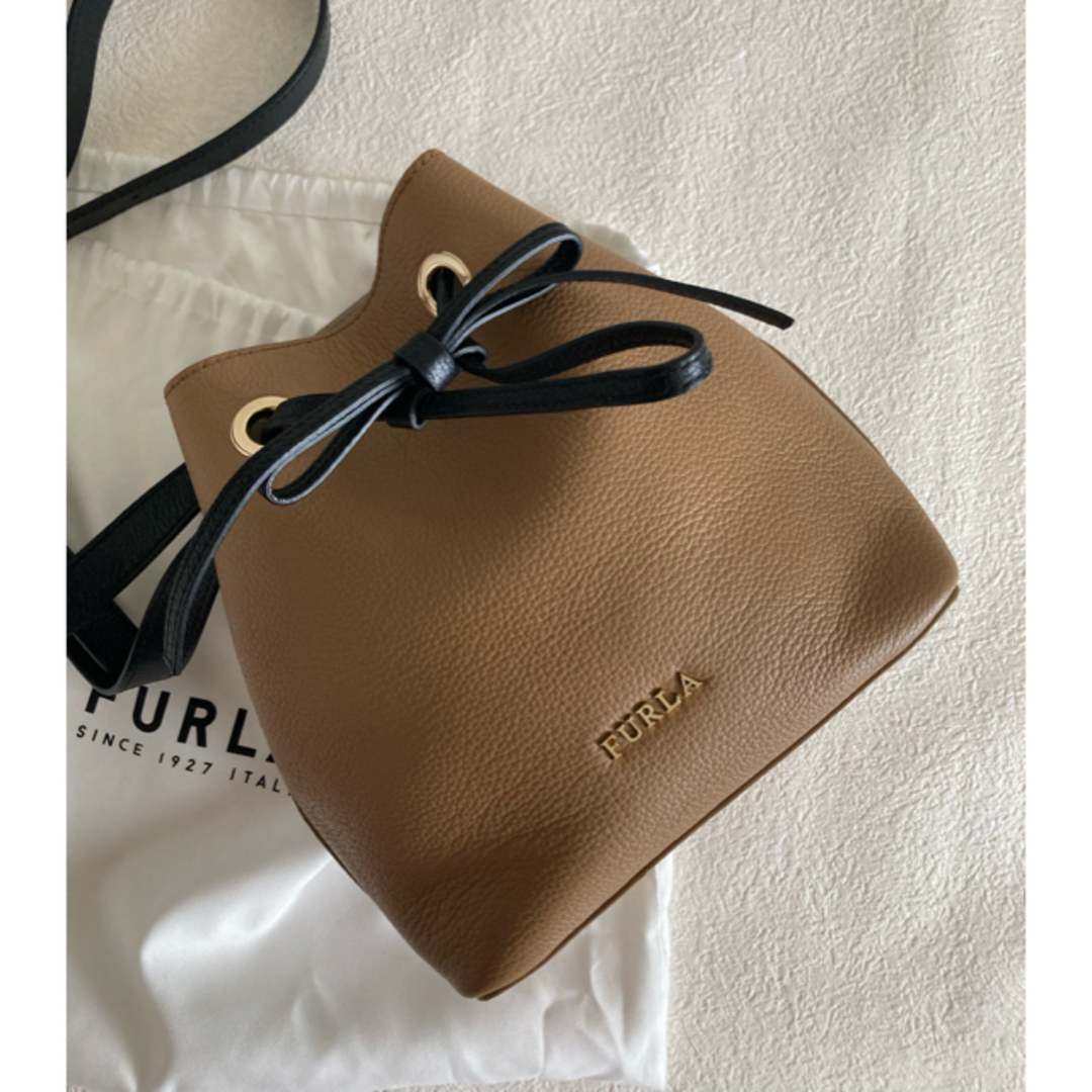 極美品　フルラ　FURLA コスタンザ　キャメル 4