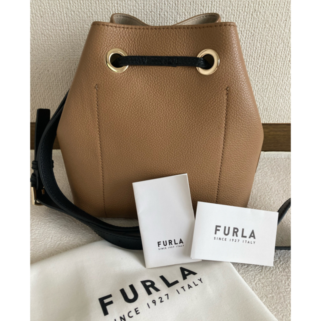 極美品　フルラ　FURLA コスタンザ　キャメル 6