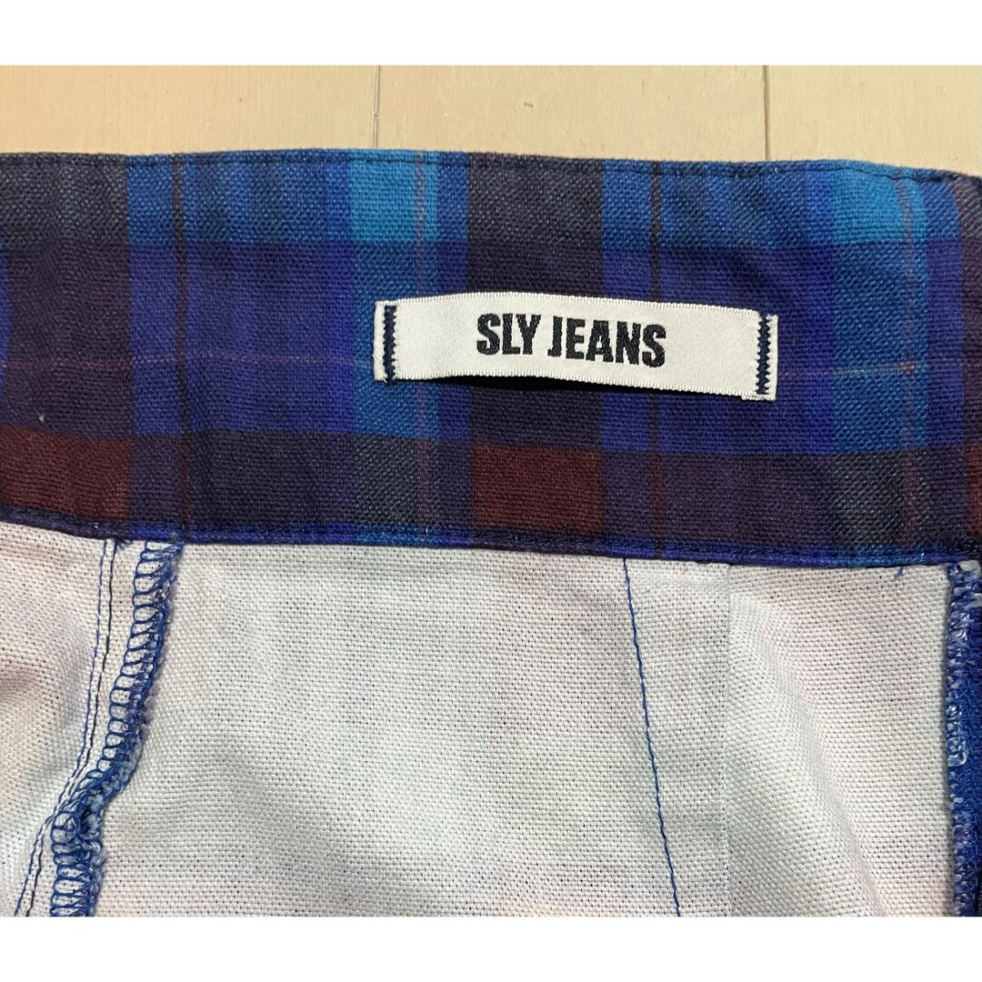 SLY(スライ)のSLY Jeansスライ紺色ネイビー タータンチェック柄 レディースのスカート(ロングスカート)の商品写真