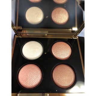 ボビイブラウン(BOBBI BROWN)のボビイ ブラウン  ピンク グロウ リュクス アイシャドウ パレット(アイシャドウ)