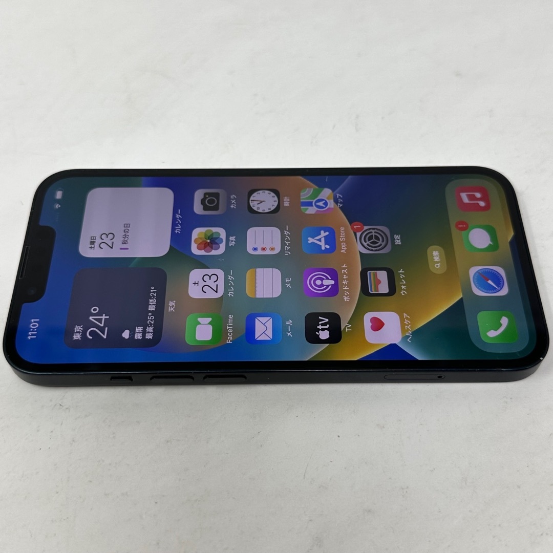 Apple(アップル)のSIMフリー iPhone 13 128GB MLNC3J/A ブラック 判定○ スマホ/家電/カメラのスマートフォン/携帯電話(スマートフォン本体)の商品写真