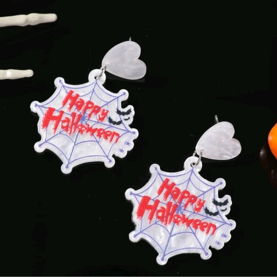 《新品》ハロウィン☆コミックスパイダーウェブピアス コスプレ パーティー レディースのアクセサリー(ピアス)の商品写真