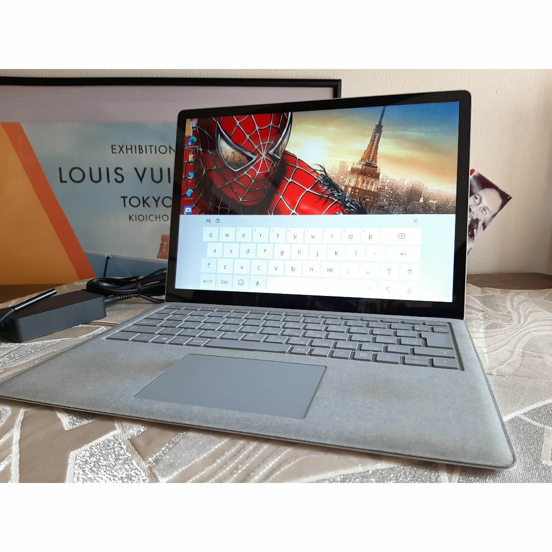 FHF01 Surface Laptop2 8世代 i5 8G 128GB