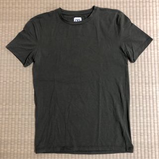 ザラ(ZARA)のZARA 定番ＵネックＴシャツ　カーキ(Tシャツ/カットソー(半袖/袖なし))