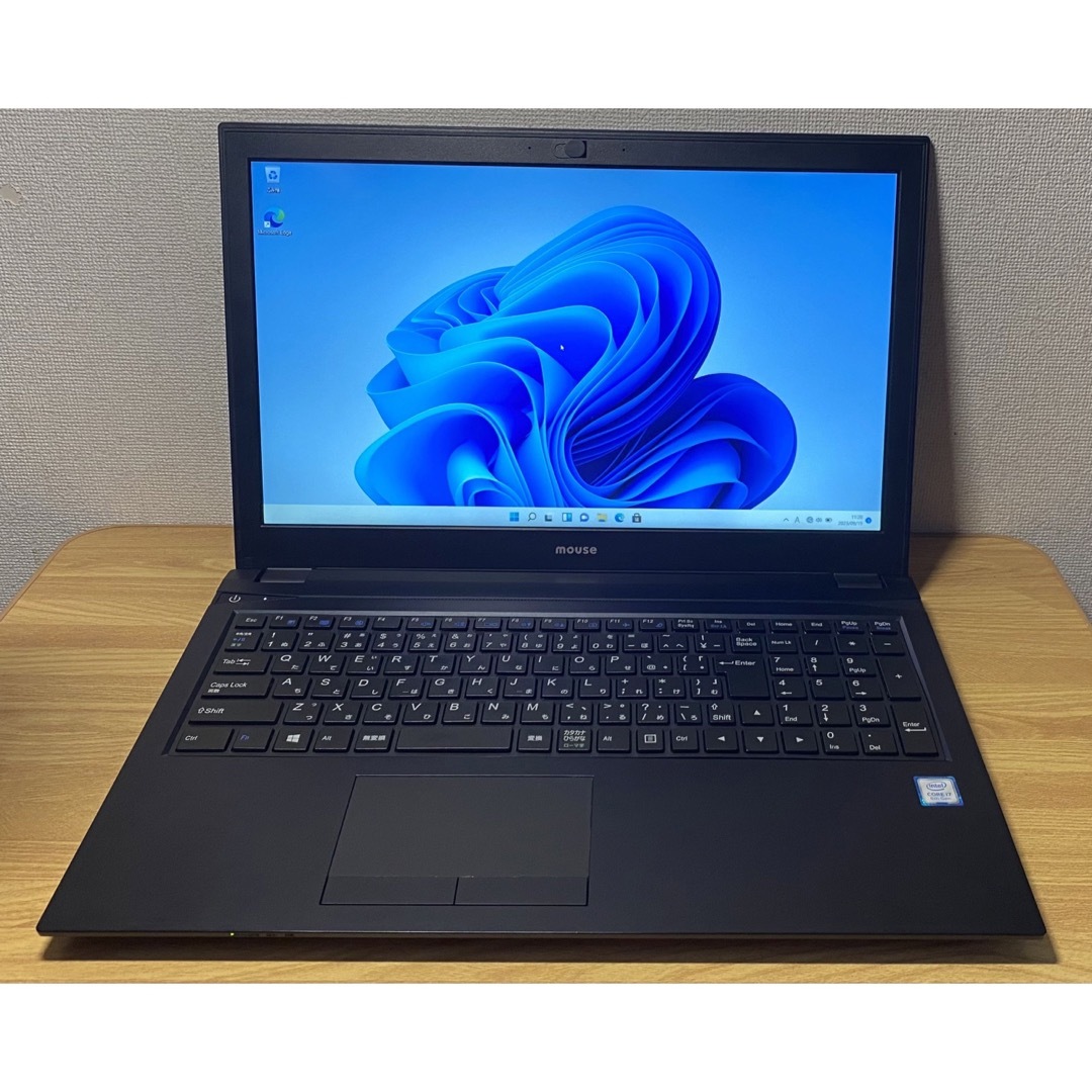 美品　マウスノートパソコン Corei7 Ssd512Gb Ram16Gb