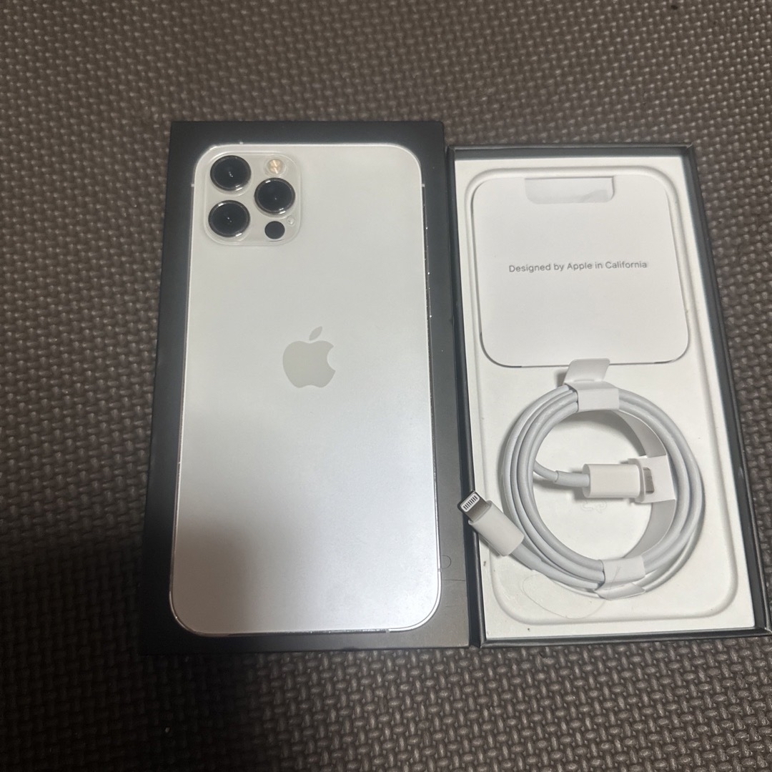 iPhone12pro 256GB シルバー simフリー (ケース付き)