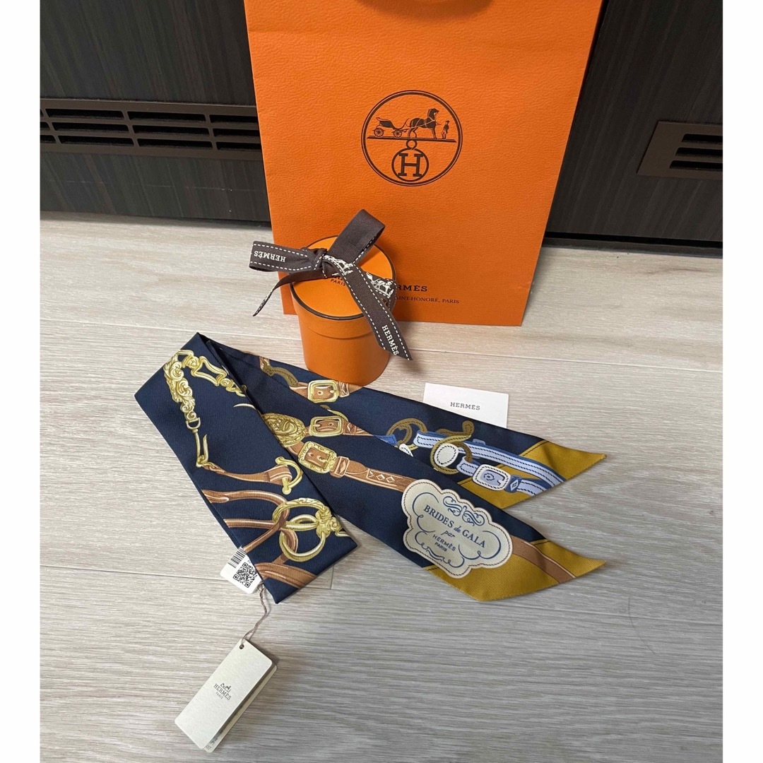 Hermes - 新品タグ付き HERMES ツイリー ブリッド・ドゥ・ガラ ...