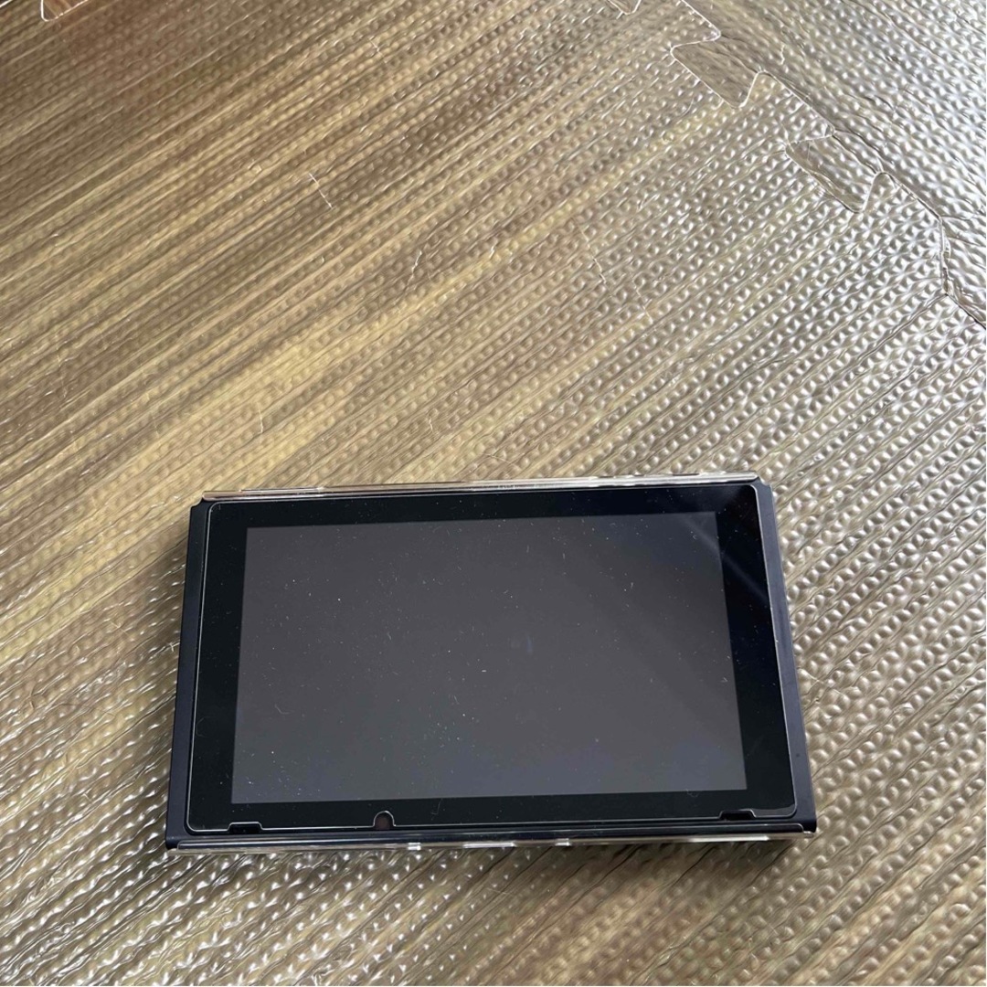 Nintendo Switch 本体のみ(外箱付き) Nintendo Switch 本体のみ(外箱付き)