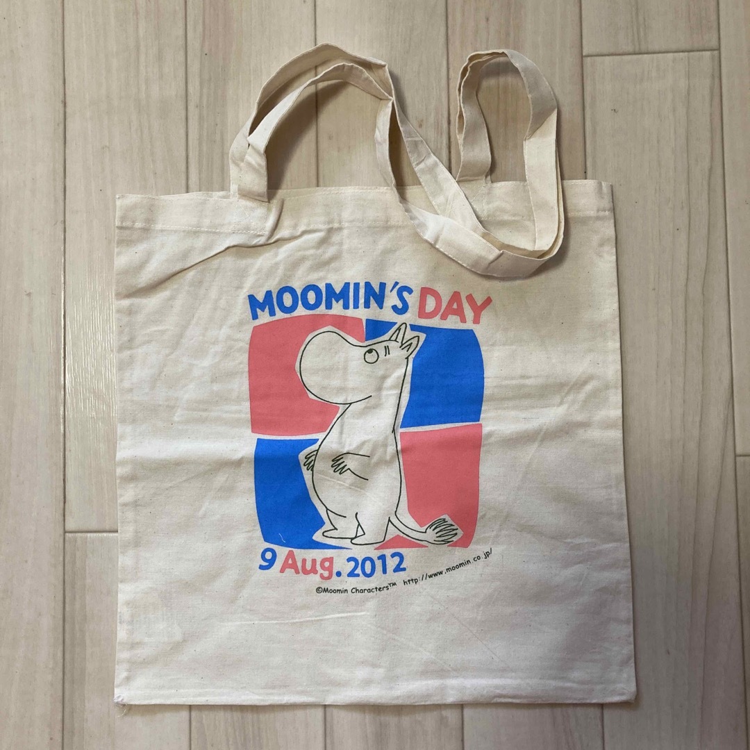 MOOMIN(ムーミン)のムーミントートバッグ　エコバッグ エンタメ/ホビーのコレクション(ノベルティグッズ)の商品写真