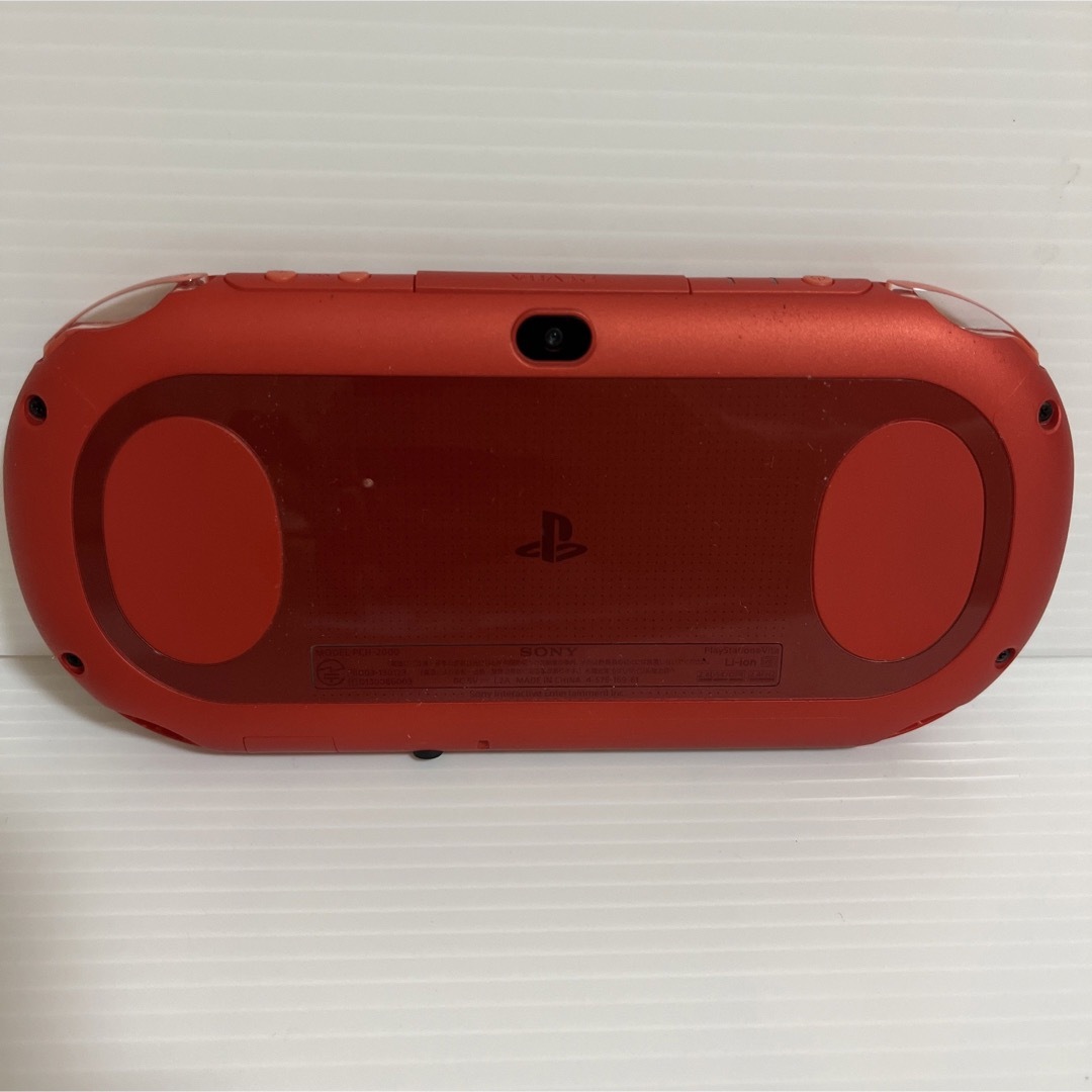 PlayStation Vita メタリック・レッド  PCH-2000ZA26 2