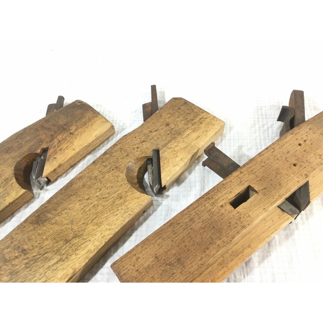 ☆中古品☆作里鉋7個セット 櫛形作里鉋2個 大阪作里鉋1個 角面鉋1個 組子鉋3個 特殊鉋 さくり鉋 作里カンナ作里 かんな 大工道具 79205
