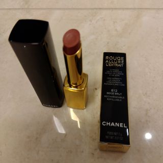 シャネル(CHANEL)の【新品未使用】CHANEL　口紅　ルージュ アリュール レクストレ　812(口紅)