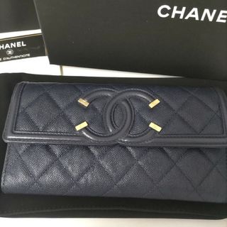 シャネル(CHANEL)のシャネル ◆キャビアスキン 長財布 ネイビー(財布)