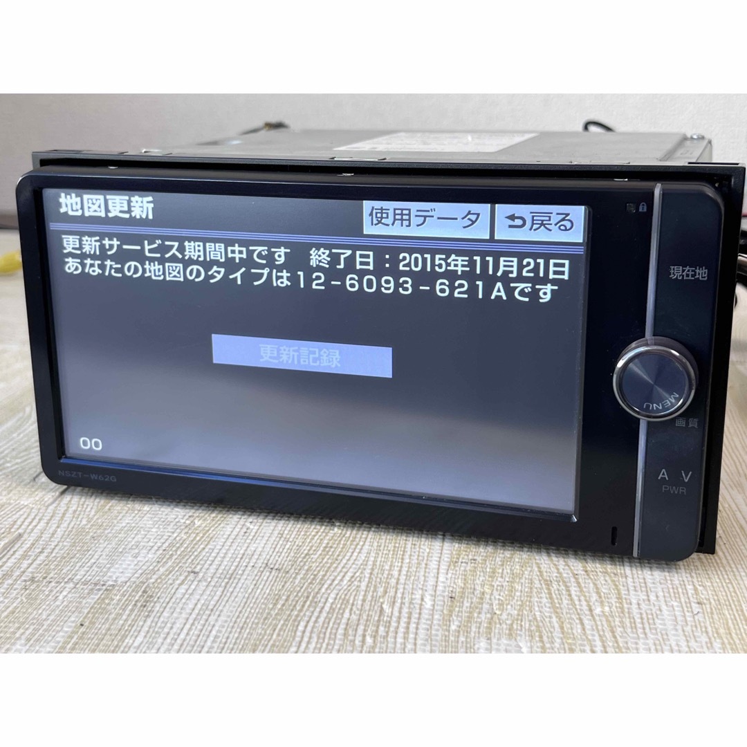 トヨタ(トヨタ)のトヨタ純正 SDナビ NSZT-W62G 地図データ2012 ))) (RR1) 自動車/バイクの自動車(カーナビ/カーテレビ)の商品写真