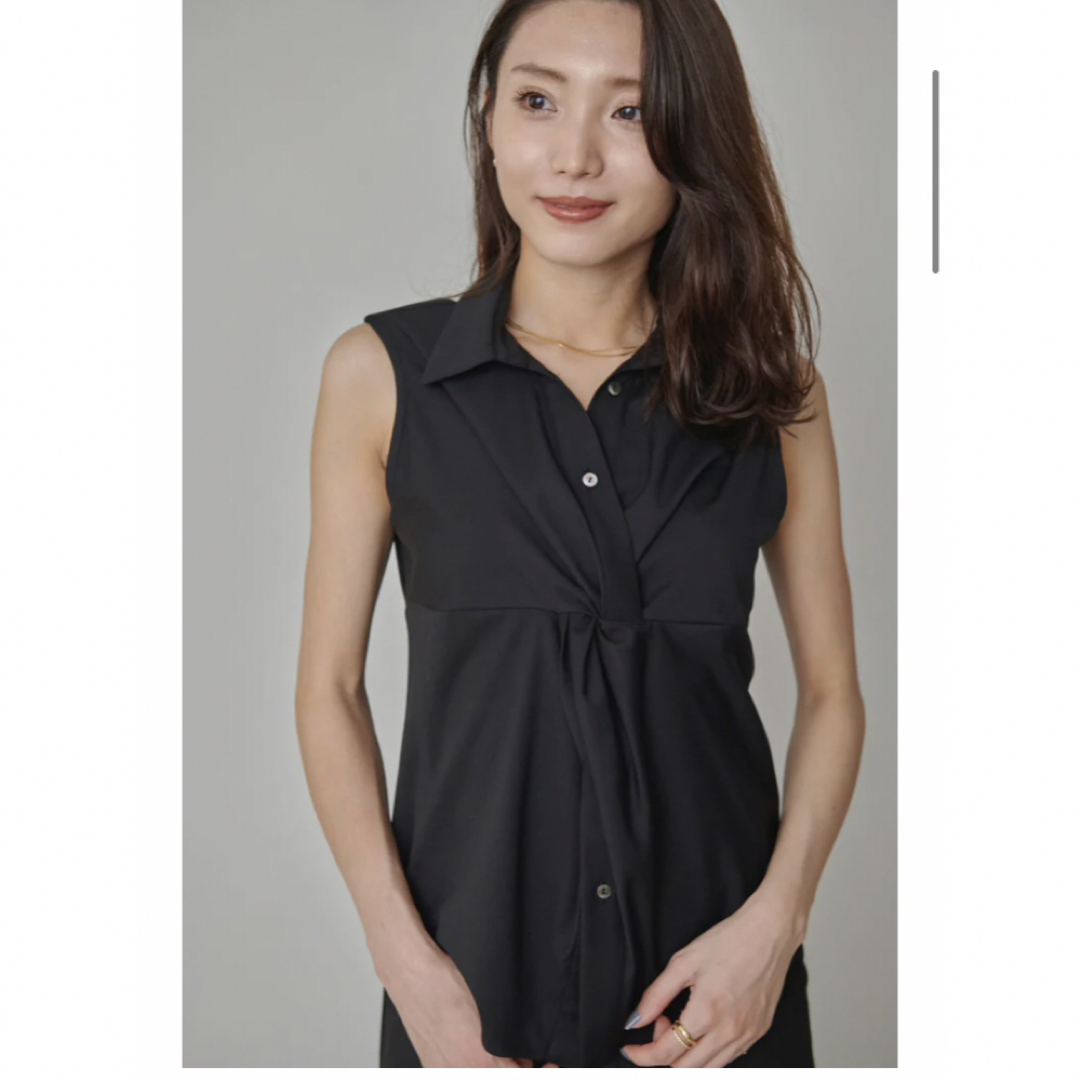 L'Or  TwistDrapeBlouse Black freeSize 新品 レディースのトップス(カットソー(半袖/袖なし))の商品写真