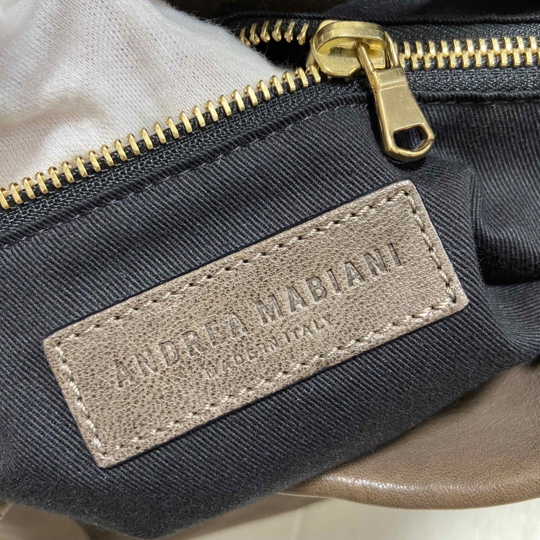 BARNEYS NEW YORK - ˚✧₊ ANDREA MABIANI リボン アイコンレザー