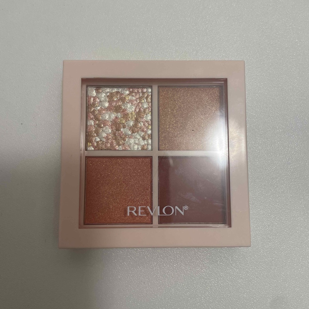 REVLON(レブロン)のレブロン　ダズル　アイシャドウ　クアッド　002sunset brick コスメ/美容のベースメイク/化粧品(アイシャドウ)の商品写真