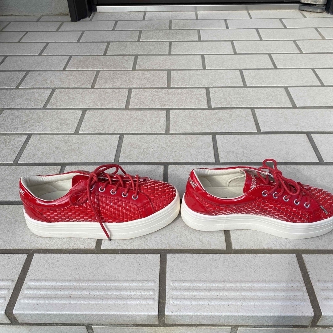 美品 NO NAME 36 厚底エナメルレッドデザインスニーカー