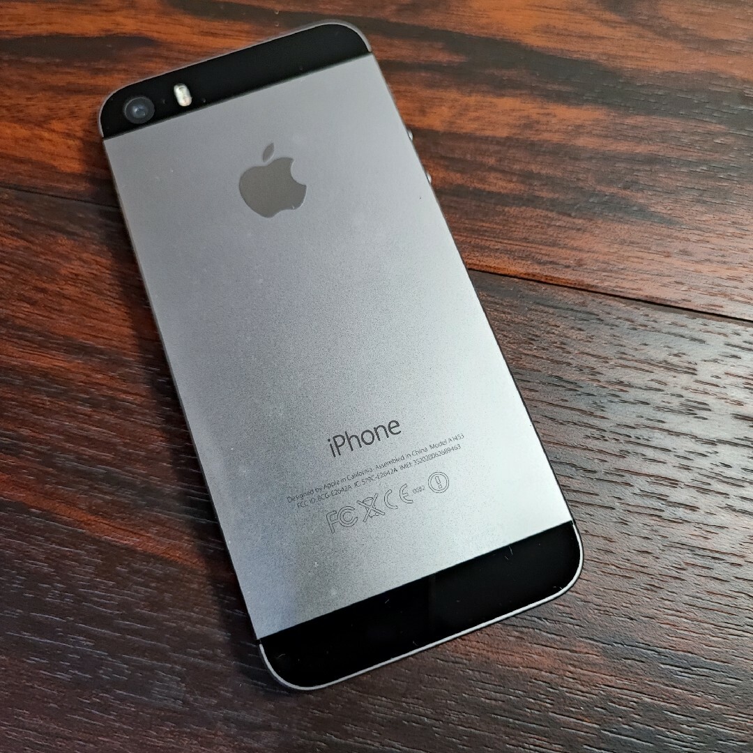 iPhone 5s 64GB スペースグレイ 本体ワンオーナー
