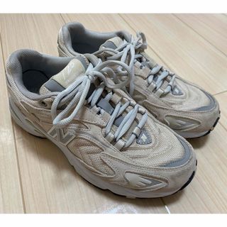 ニューバランス(New Balance)のニューバランス　スニーカー　　ML725 ベージュ 24cm(スニーカー)