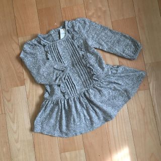 ベビーギャップ(babyGAP)の【新品】babygap90cmフリル付きワンピース＊グレー(ワンピース)